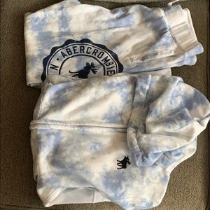 Girls sweatsuit